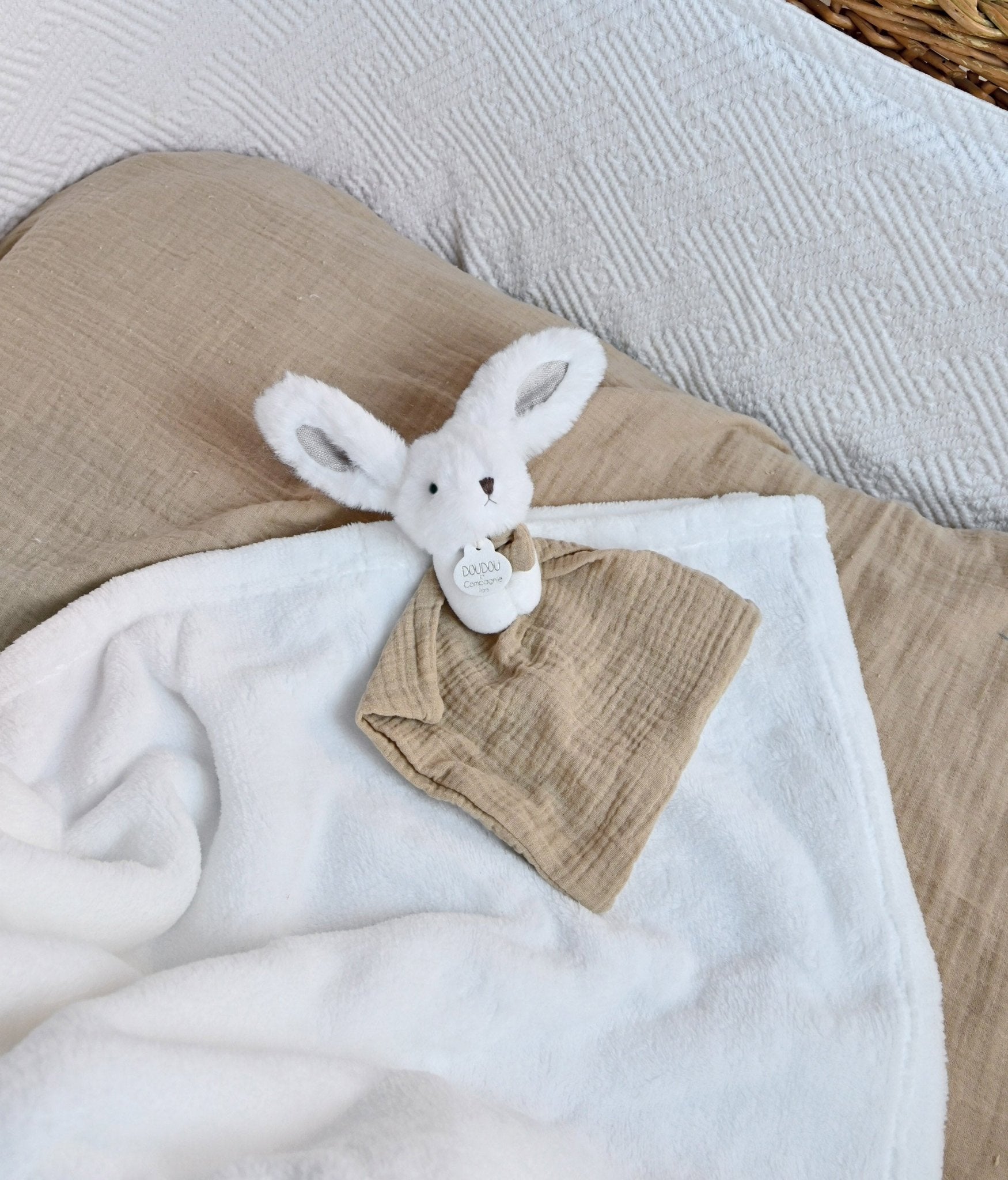 Happy Doudou Blanket and Comforter Gift Set - Image 2
